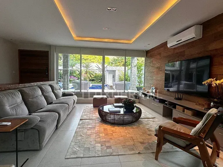 Casa moderna com 3 quartos e 5 vagas de garagem — photo 14