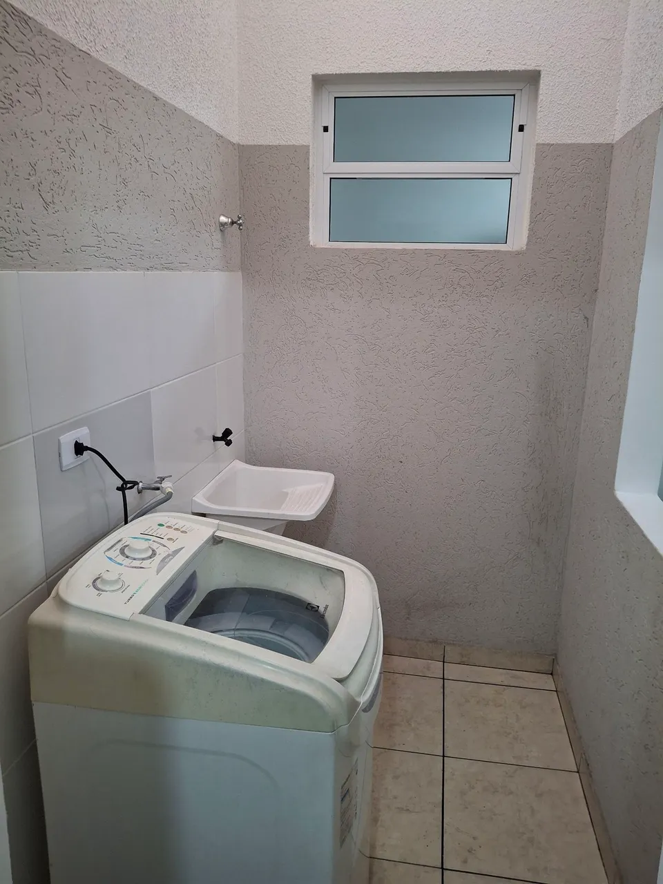 Furnished studio, 25 m², with a washing machine — photo 4