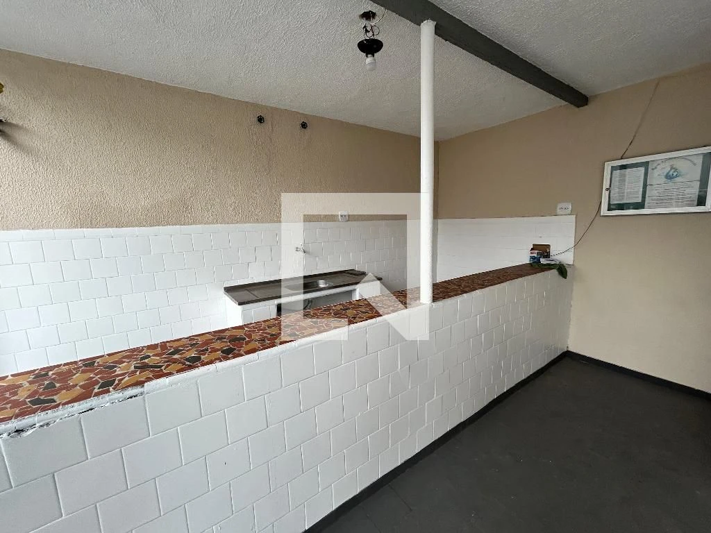 Unfurnished apartment with 2 bedrooms and separate kitchen — photo 8
