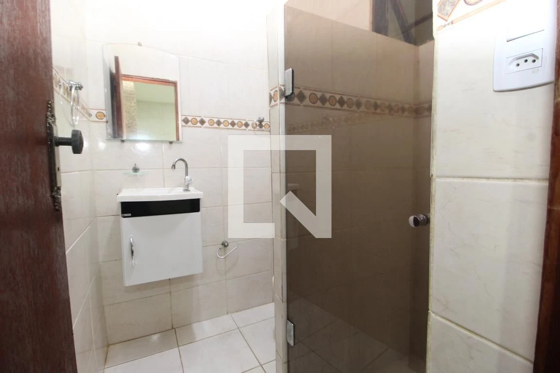 Casa de 3 quartos com banheira — photo 18