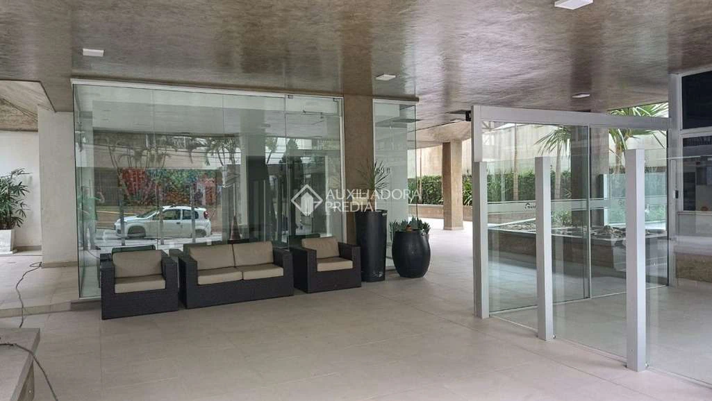 173 m² apartment with 2 bedrooms and 3 bathrooms — photo 5