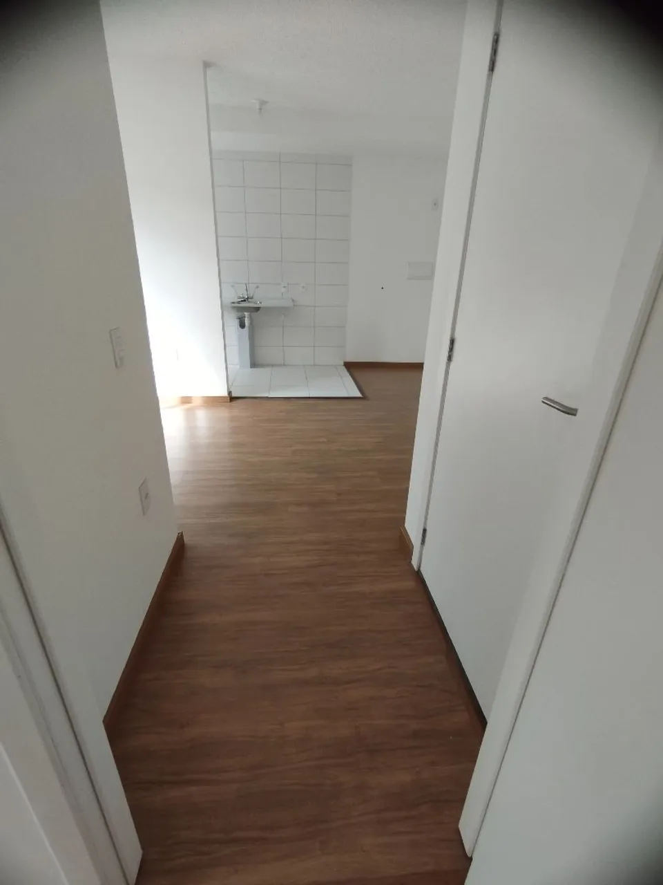 1-bedroom apartment with a balcony and 1 parking space — photo 10