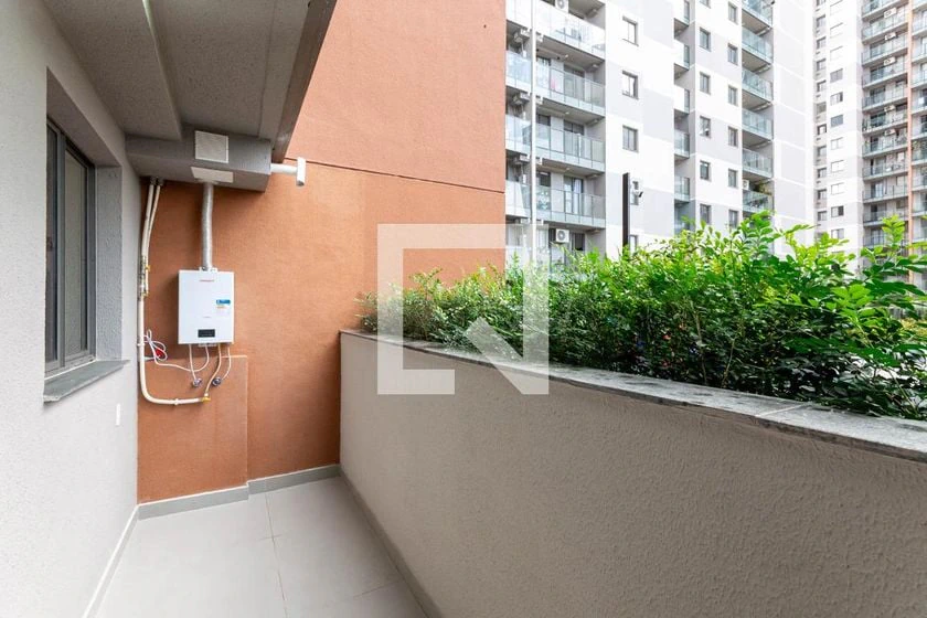 Garden-style apartment with 2 bedrooms and a balcony — photo 9
