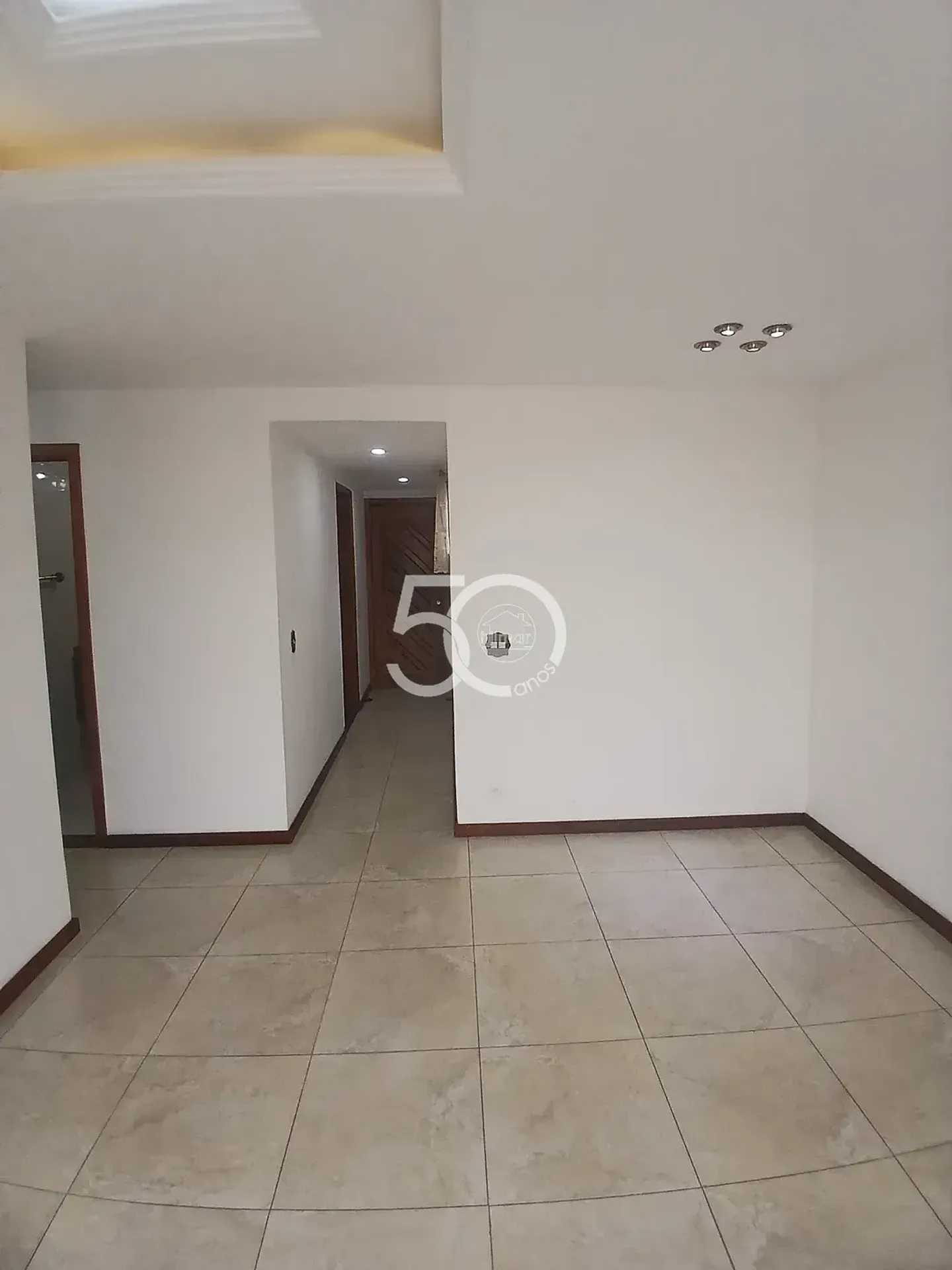 Departamento de 2 dormitorios en edificio con piscina
