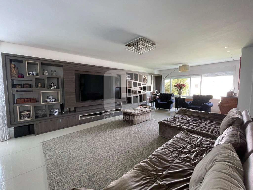 Casa de 5 dormitorios y 720 m², cocina abierta y 6 plazas