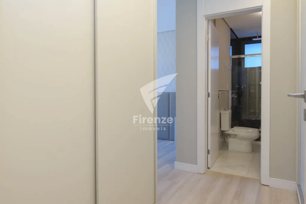 Furnished apartment with open-plan kitchen and private garden — photo 77