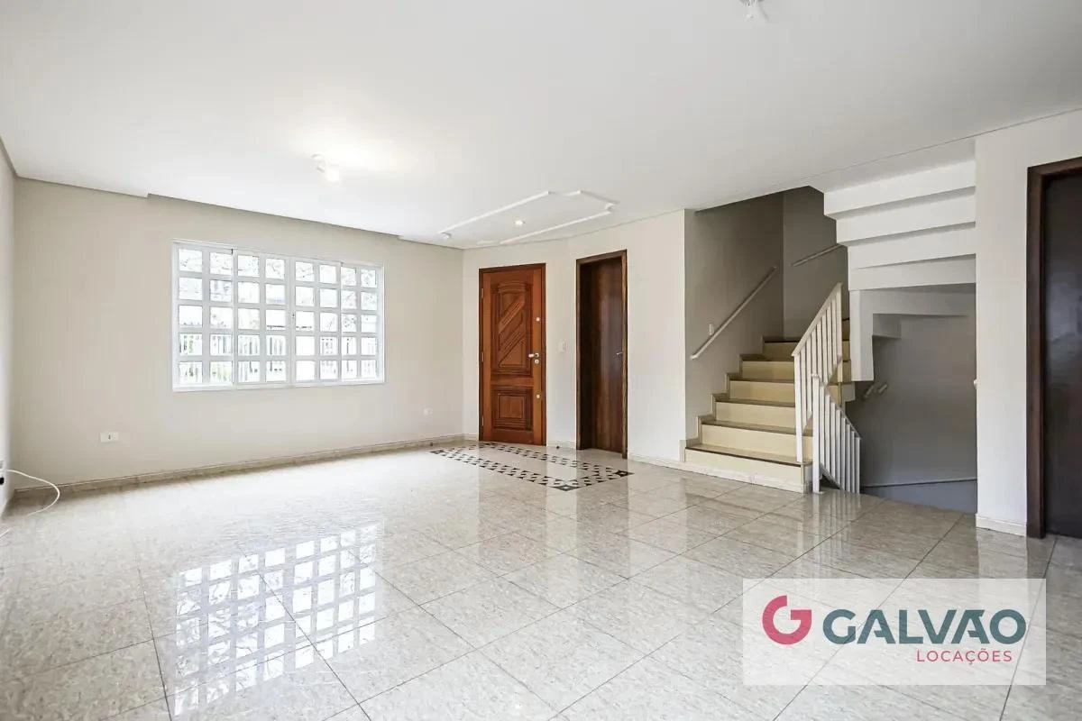 Detached house for rent 183 m² with 3 bedrooms and balcony