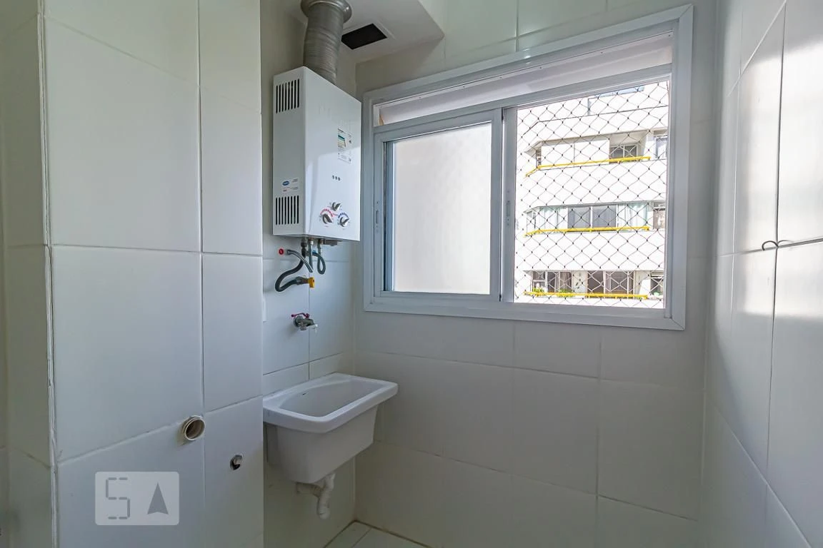 2-bedroom apartment with 1 suite and private balcony BBQ — photo 36