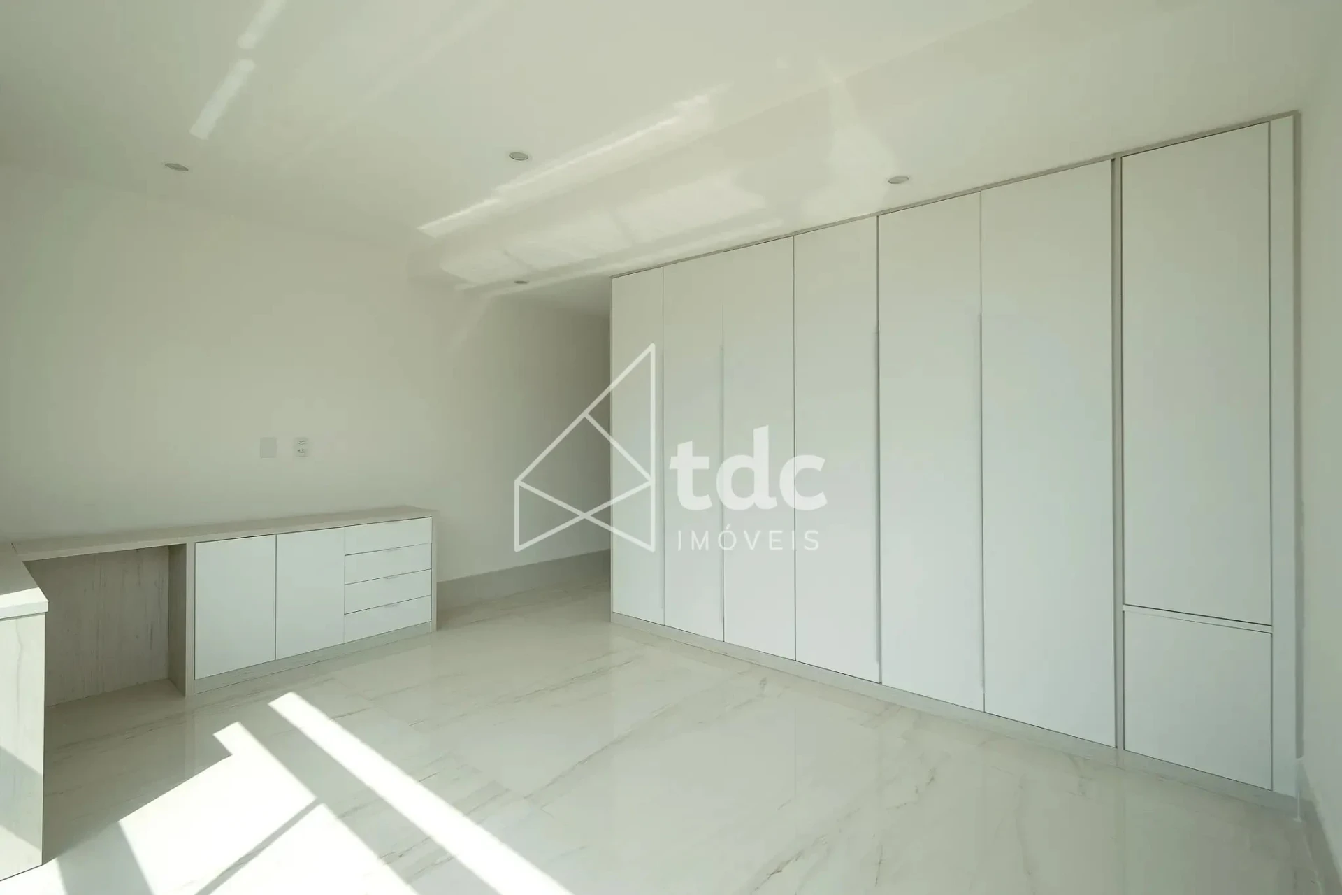 Casa em condomínio com 4 suítes e 3 vagas — photo 20