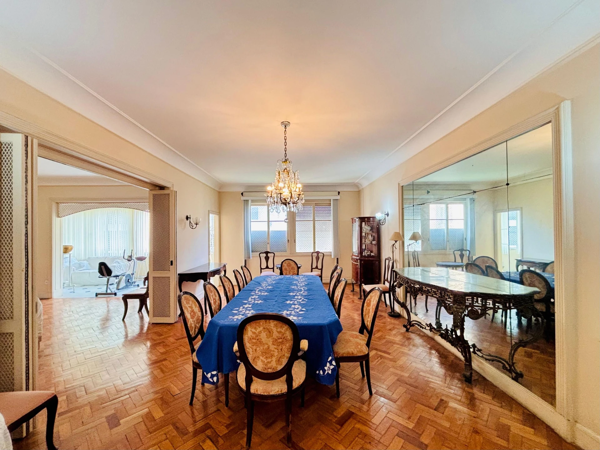 5-bedroom apartment with a water view in Rio de Janeiro — photo 15