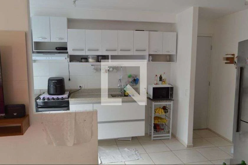 2-bedroom apartment with balcony and open-plan kitchen — photo 5