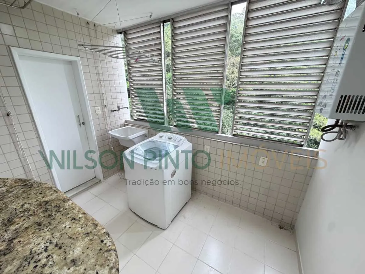 94 m² apartment with a mountain view and a walk-in closet — photo 20