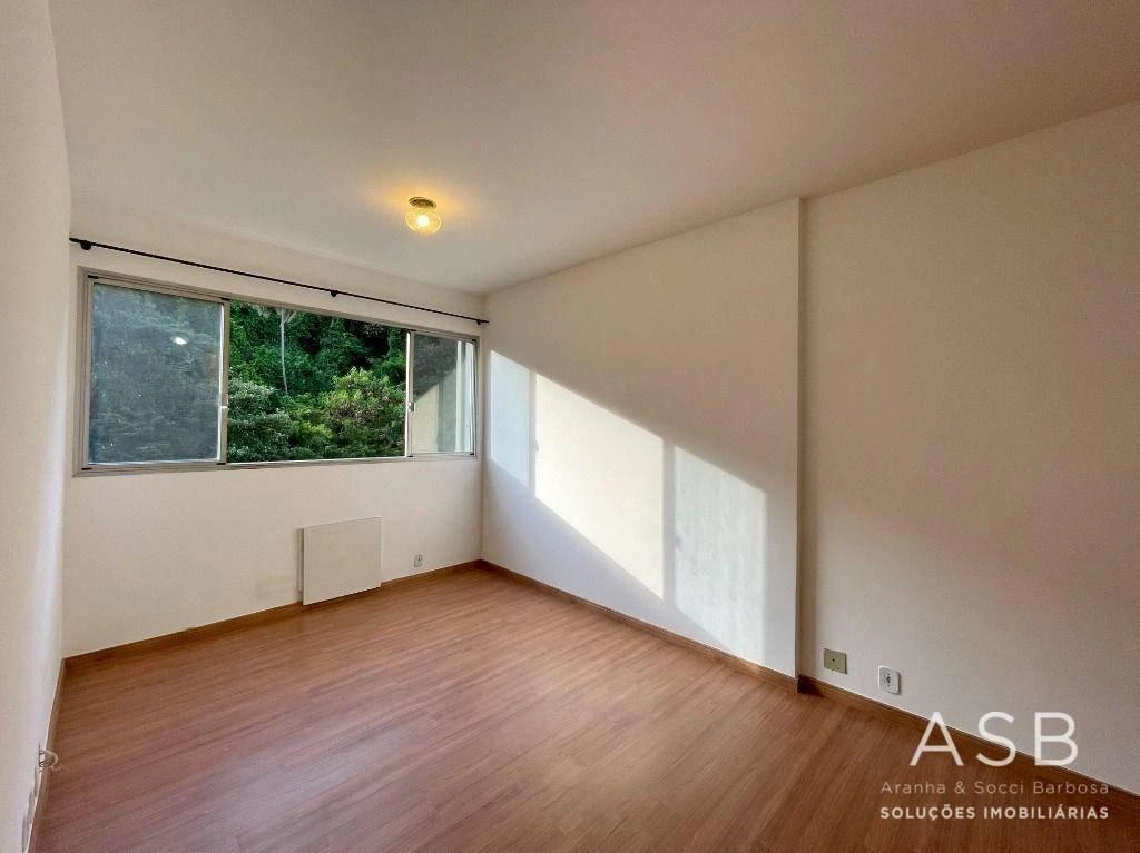 Вид на воду та 3 спальні: квартира 92 м² — photo 3