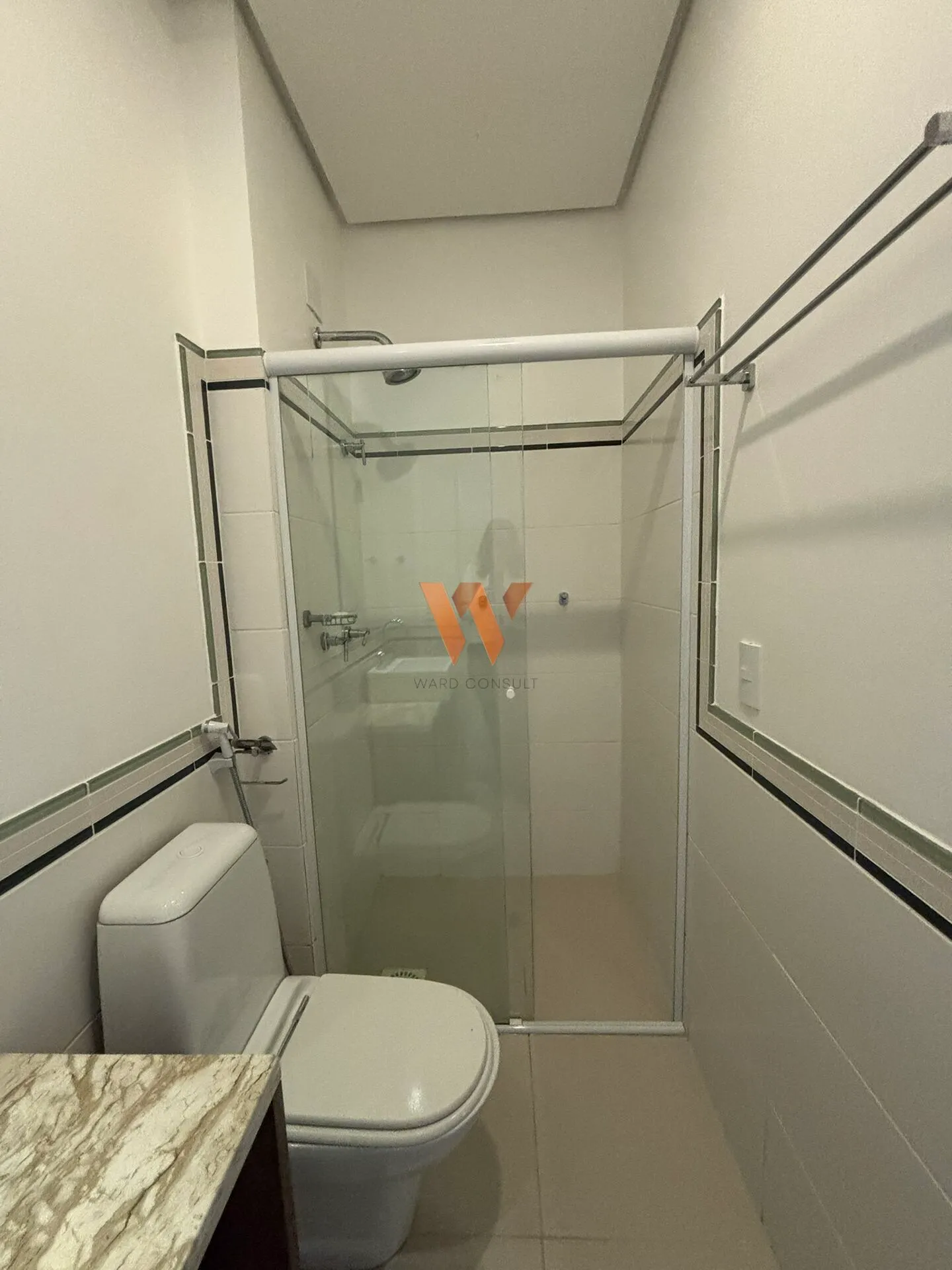 Furnished apartment with 3 en-suites and 236 m² — photo 39