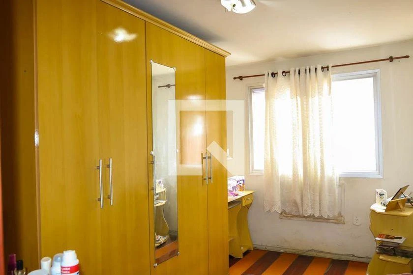 Furnished 2-bedroom apartment with 1 bathroom — photo 4
