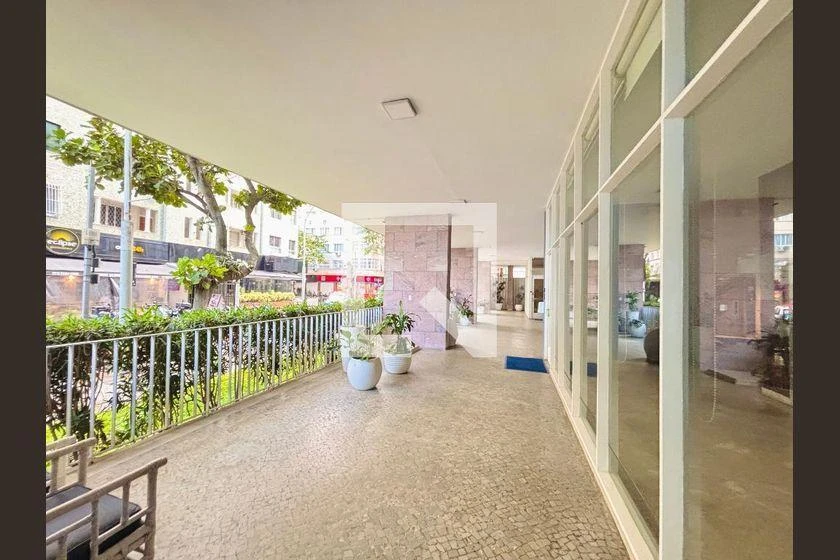 3-bedroom apartment with 2 bathrooms and 104 m² — photo 37