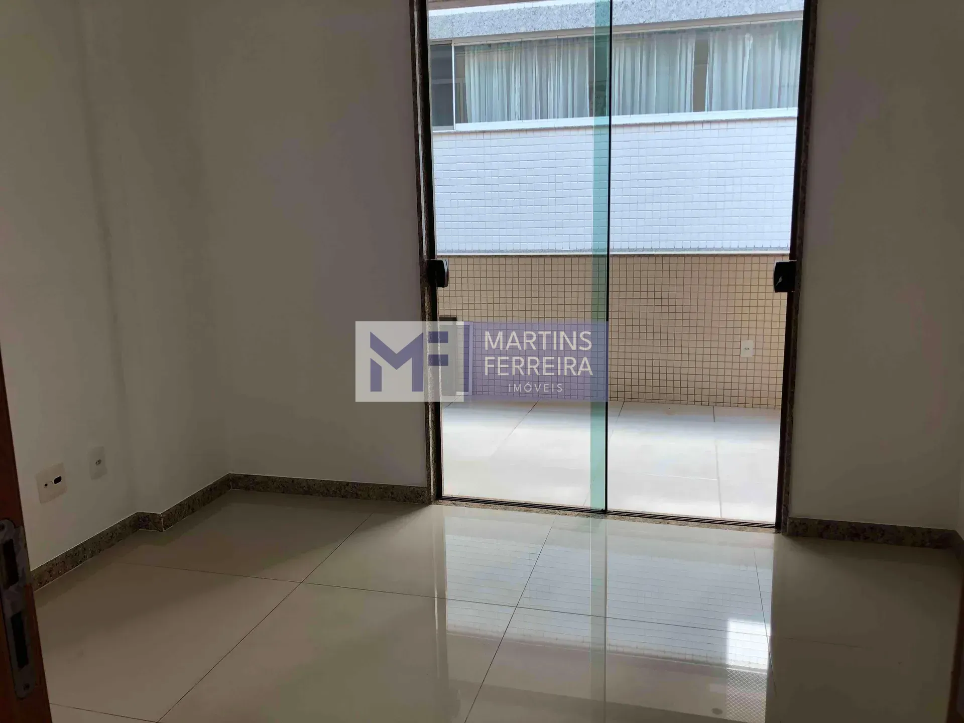 Apartamento no 1º andar com varanda envidraçada — photo 36