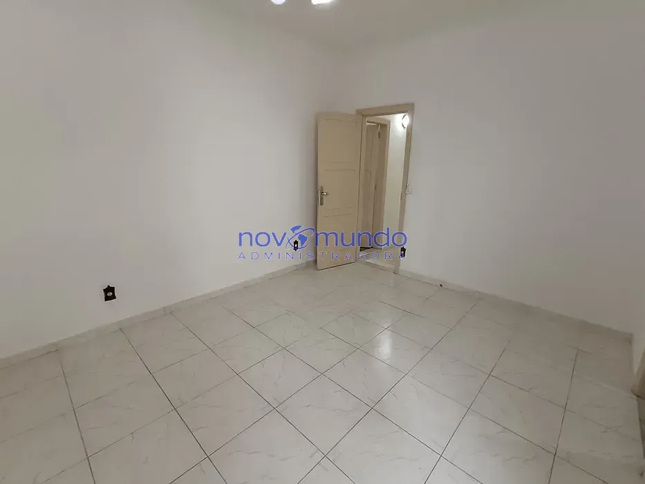 3-bedroom apartment, 1 with its own bathroom, 157 m² — photo 7