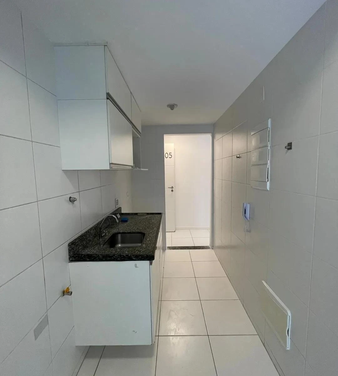 69 m² apartment with 3 bedrooms and 1 en-suite bath — photo 28