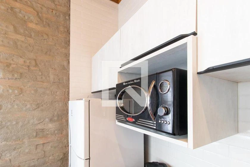 One-bedroom apartment with a washing machine in Curitiba — photo 17