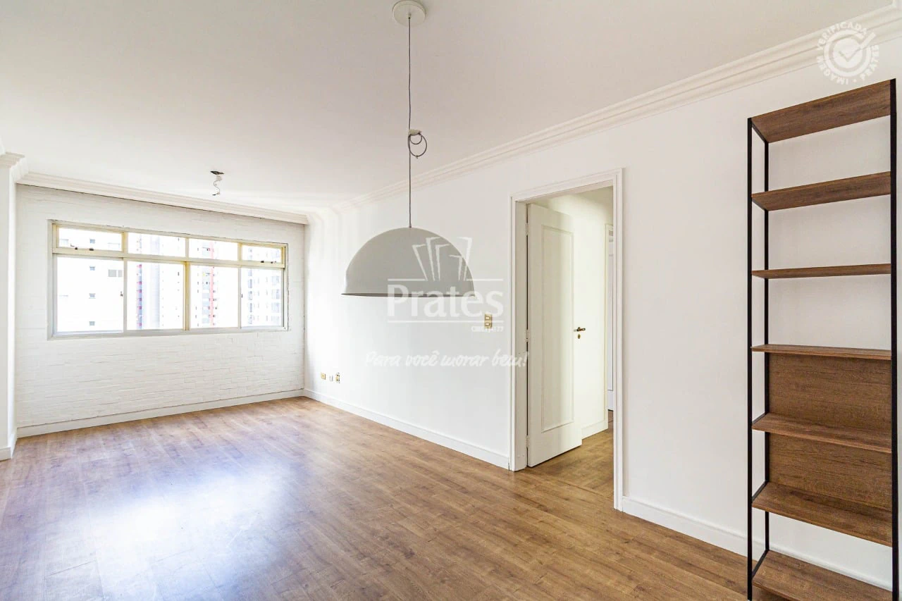 3-bedroom apartment with a home office in Curitiba