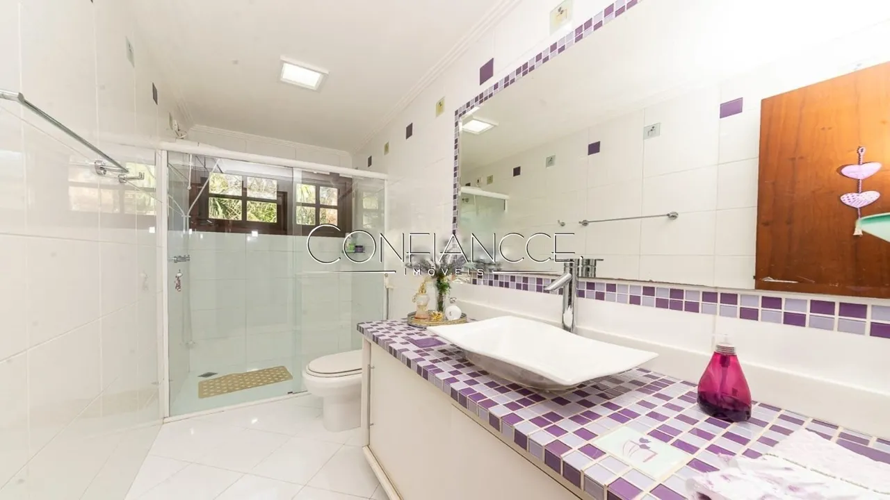 House with 4 en-suite bedrooms and private garden — photo 15