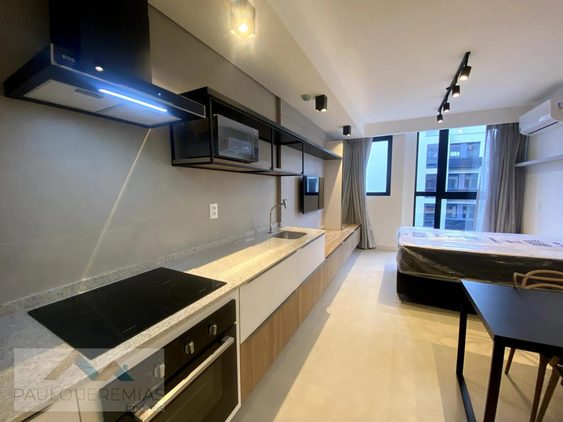 Furnished studio 45 m² with 1 parking spot on 1st floor