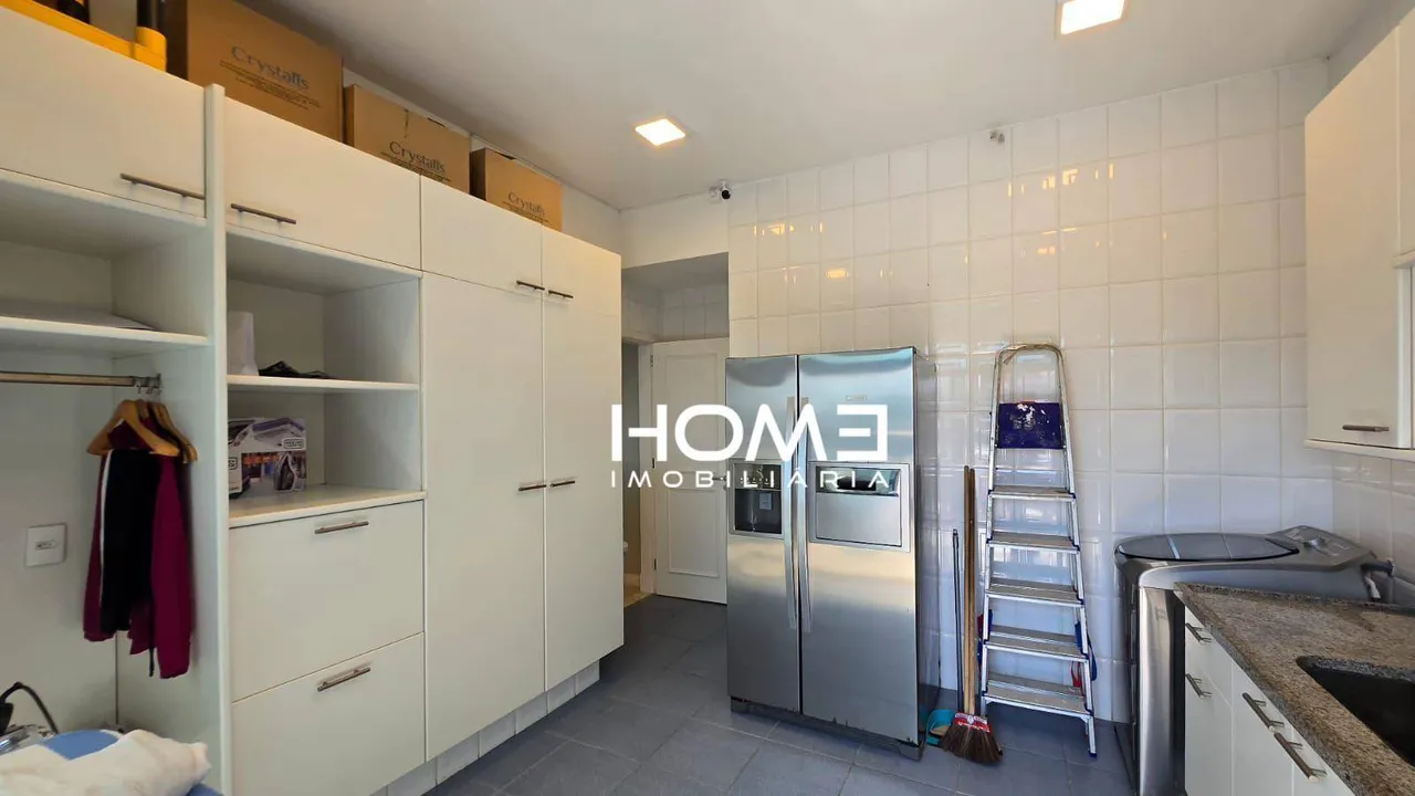 Apartamento mobiliado com 4 quartos e 5 banheiros — photo 11