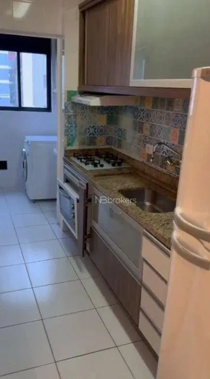 Квартира с 2 спальнями и рабочим местом, Куритиба — photo 8