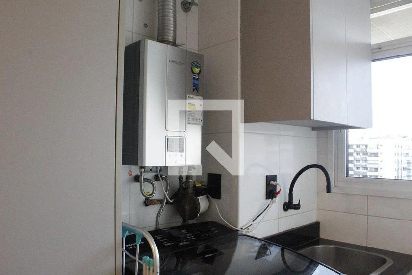 Furnished apartment, 115 m², with a glass-enclosed balcony — photo 39