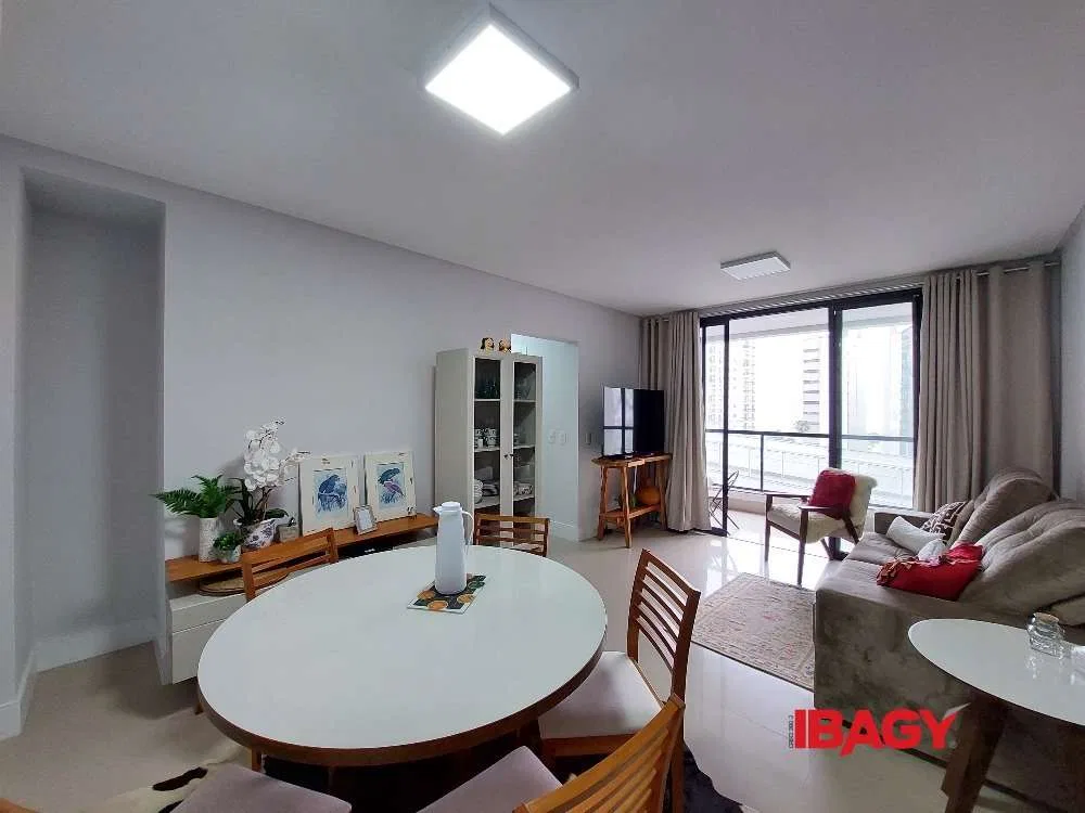 Мебльована квартира 87 м² з 2 спальнями-сюїтами