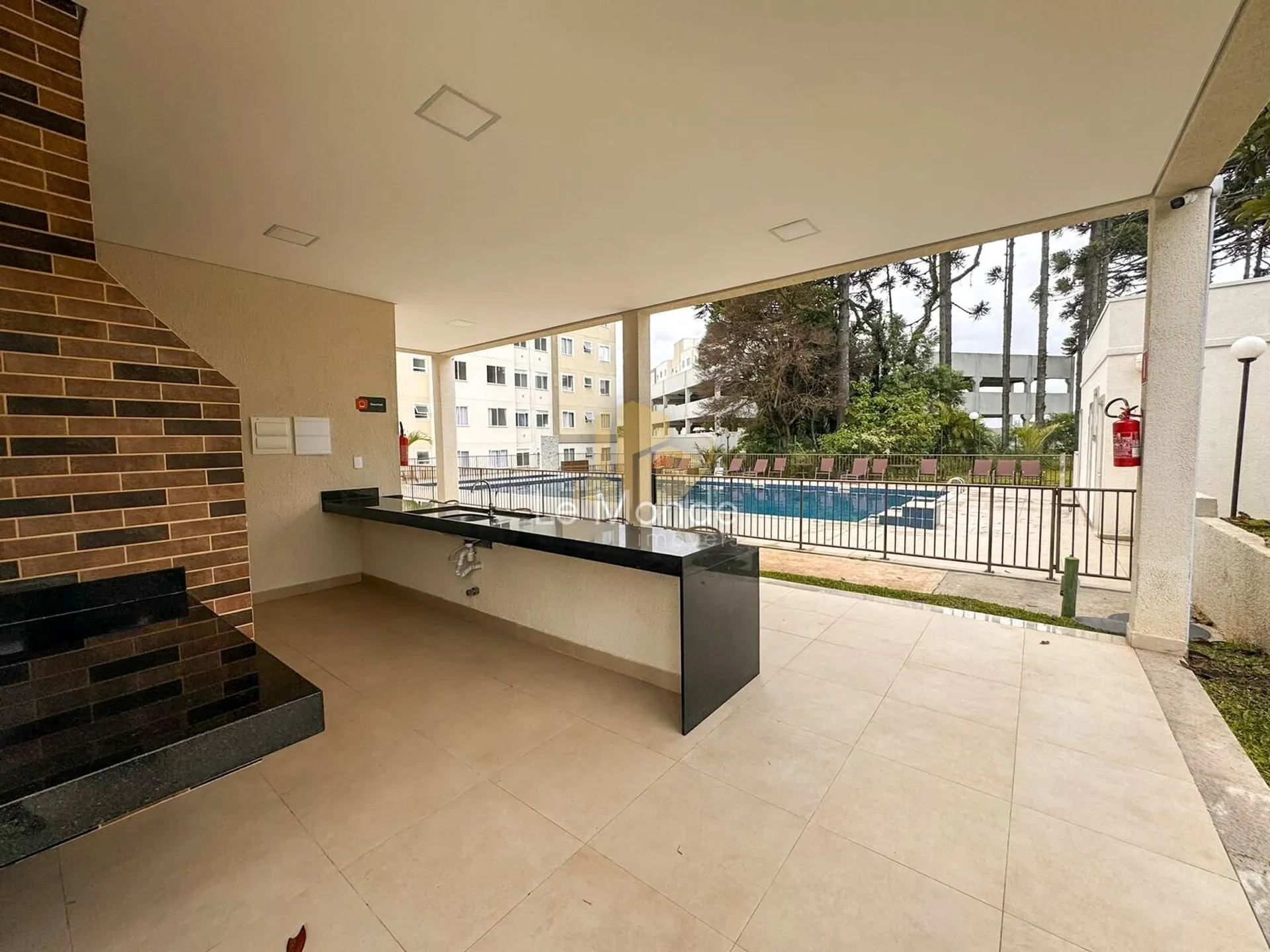 2-bedroom apartment with open-plan kitchen and gas stove — photo 40