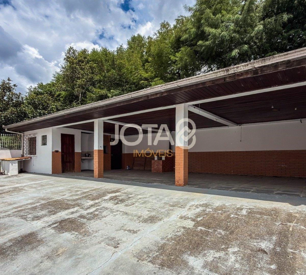 Ванна та 3 спальні: будинок 300 м² — photo 47