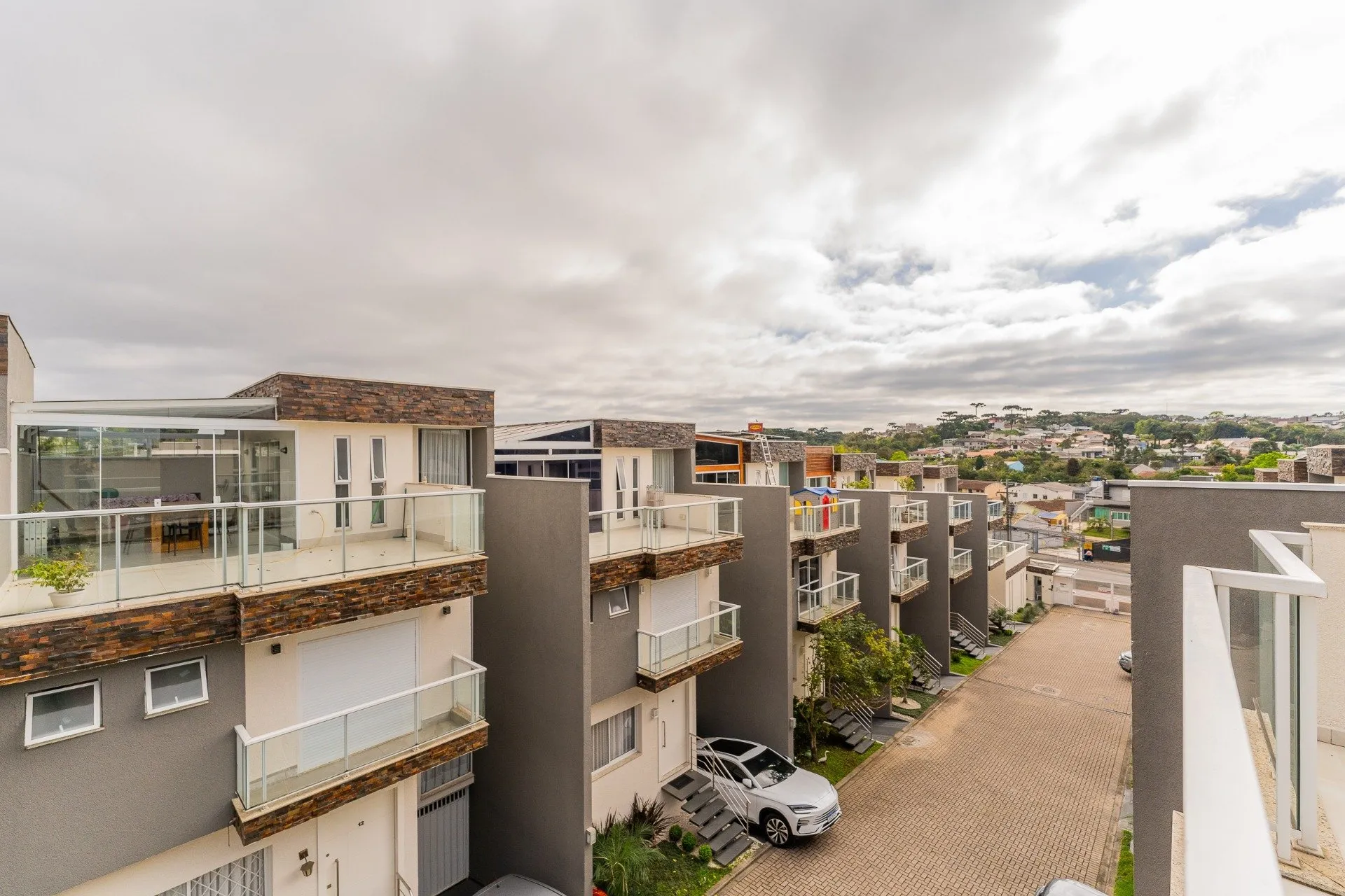 Casa com 3 quartos e 4 banheiros com 3 vagas — photo 26