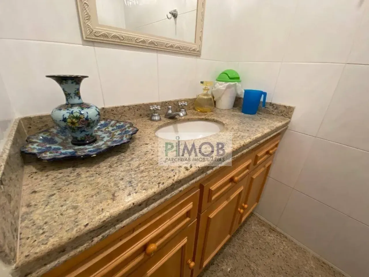 Apartamento com 4 dormitórios e 300 m² com varanda envidraçada — photo 17