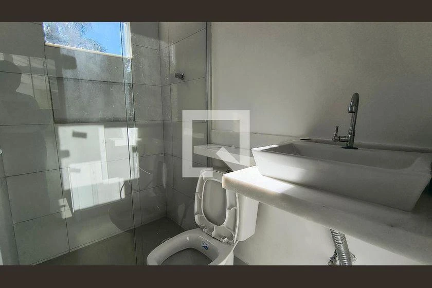 Casa com 3 quartos e 1230 m², pisos em cerâmica — photo 5