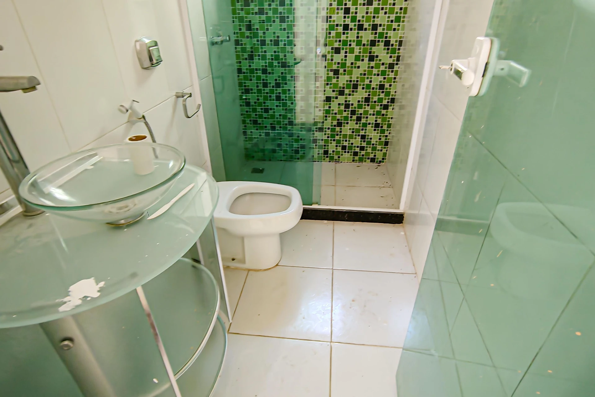 Casa em condomínio com 3 quartos e 4 banheiros — photo 18