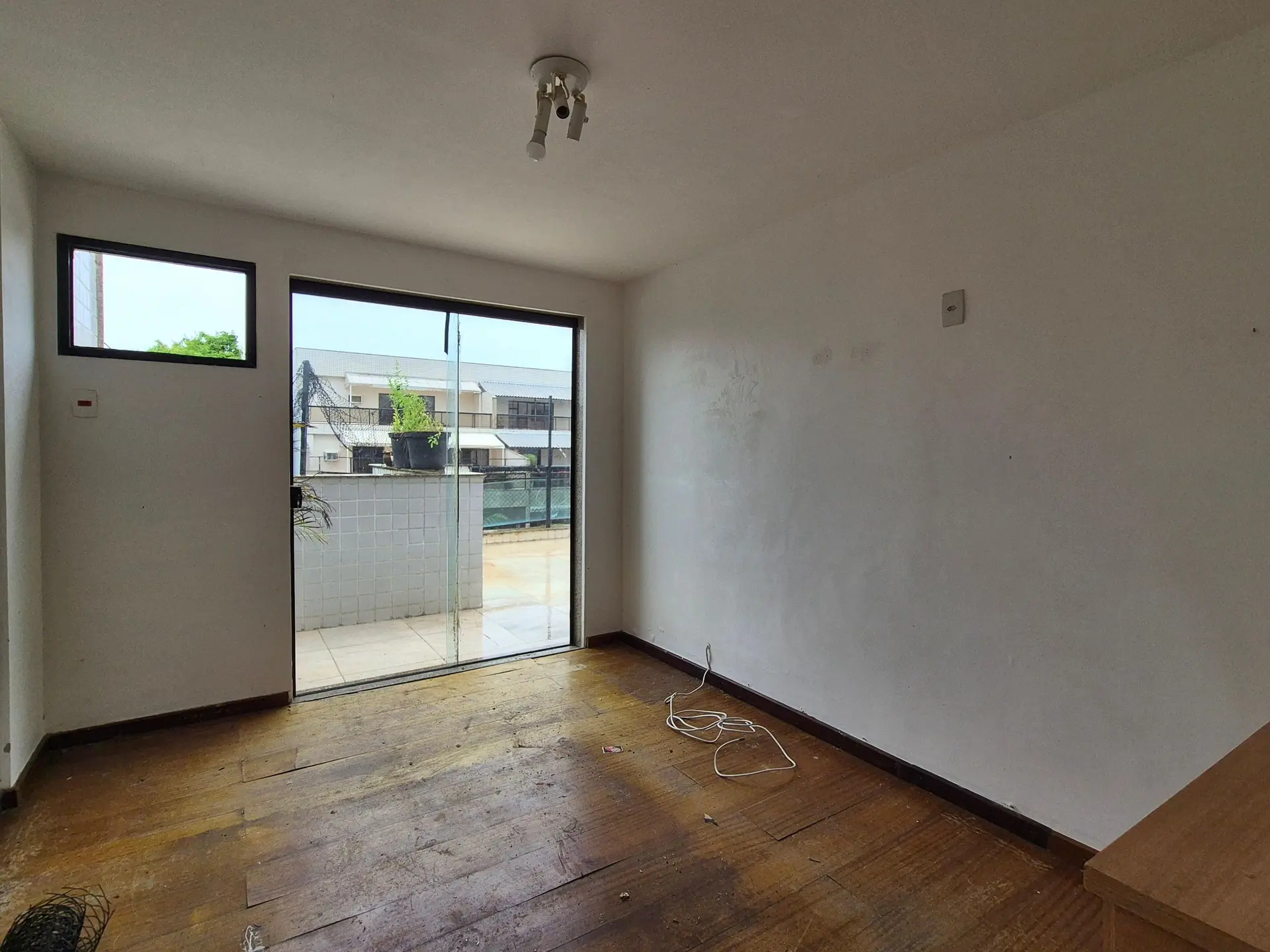 Rental apartment with 4 bedrooms and 3 en-suite baths — photo 24