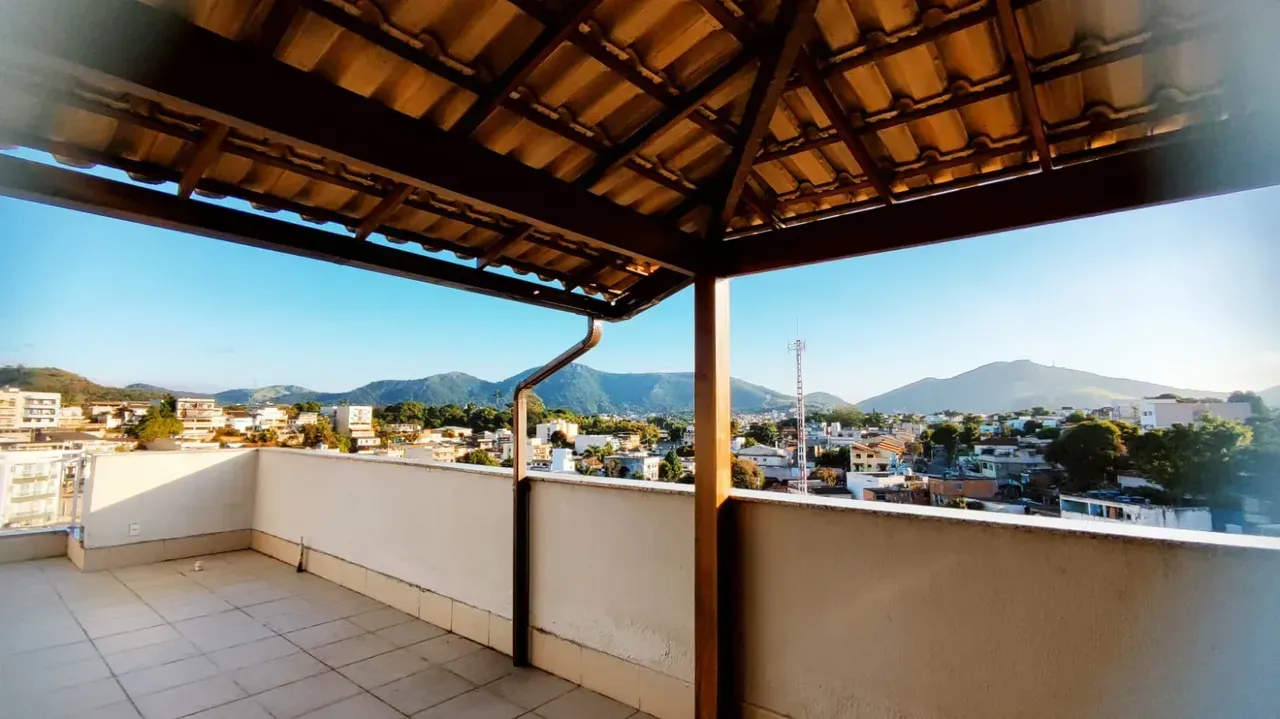 Furnished duplex apartment with 3 bedrooms and 169 m² — photo 24