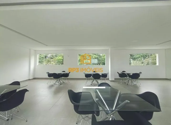 2-bedroom apartment with a washing machine — photo 11
