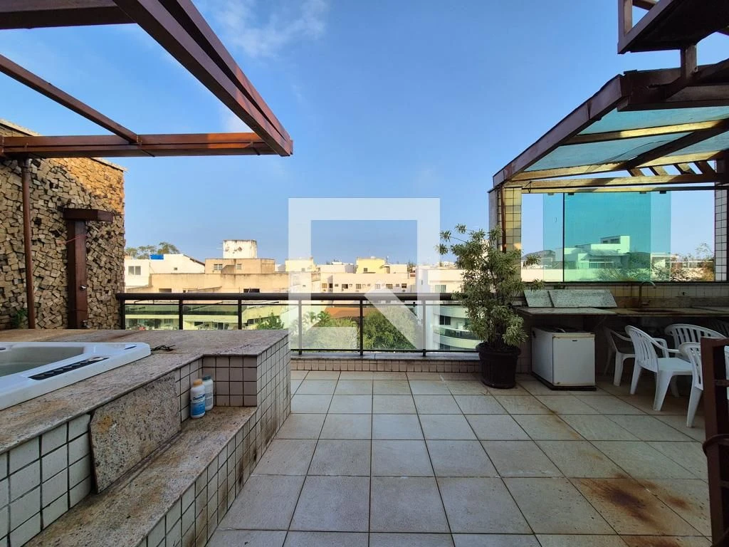 Furnished apartment with 5 en-suite bedrooms and terrace — photo 56