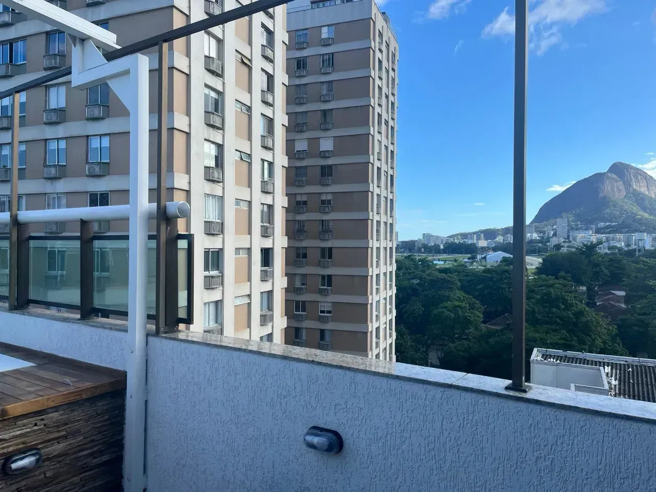 Apartment with 3 bedrooms and 5 bathrooms with view — photo 27