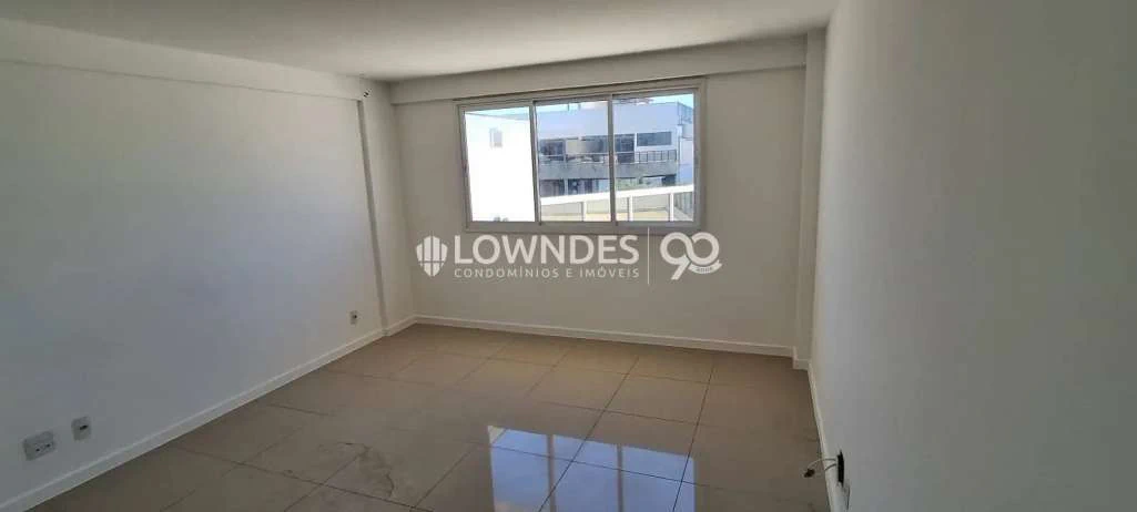 179 m² apartment with 4 en-suite bedrooms and a terrace — photo 3