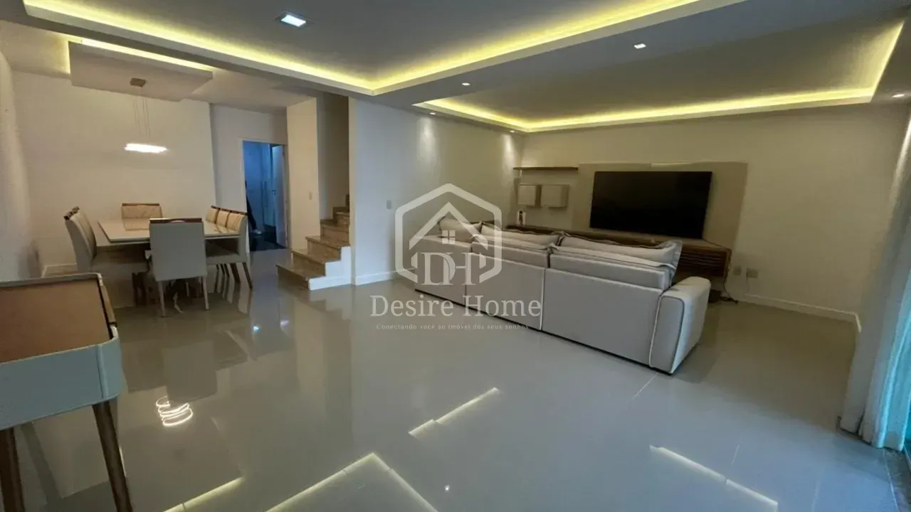 House with 4 bedrooms and an open-plan kitchen — photo 2