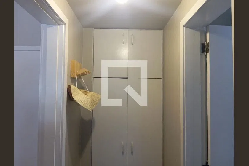 Apartamento mobiliado de 65 m² com varanda — photo 12