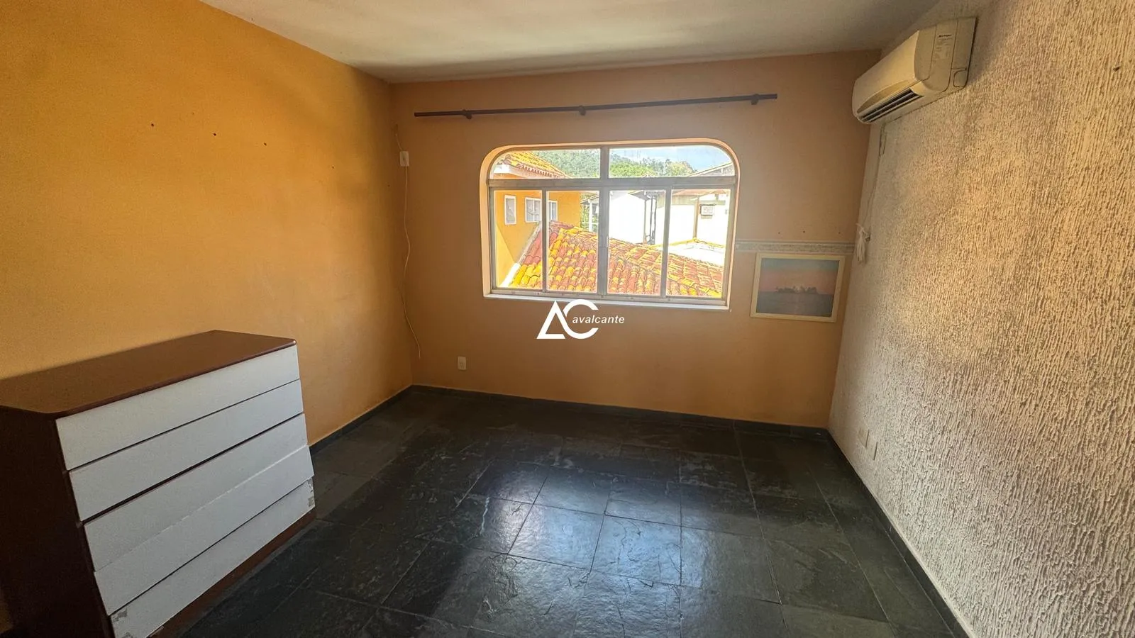 Furnished duplex house with 4 bedrooms and 600 m² — photo 26