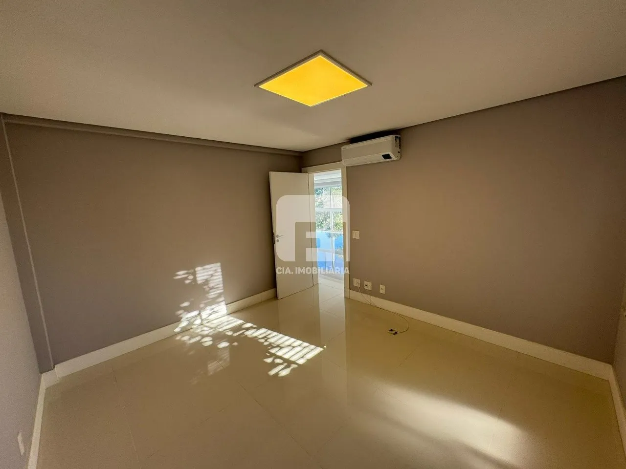 Furnished house with 7 bedrooms and a real desk — photo 64