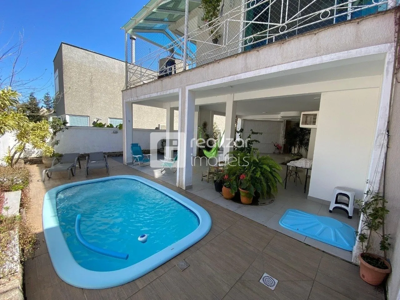 Condominium house with 3 en-suite bedrooms 701 m²