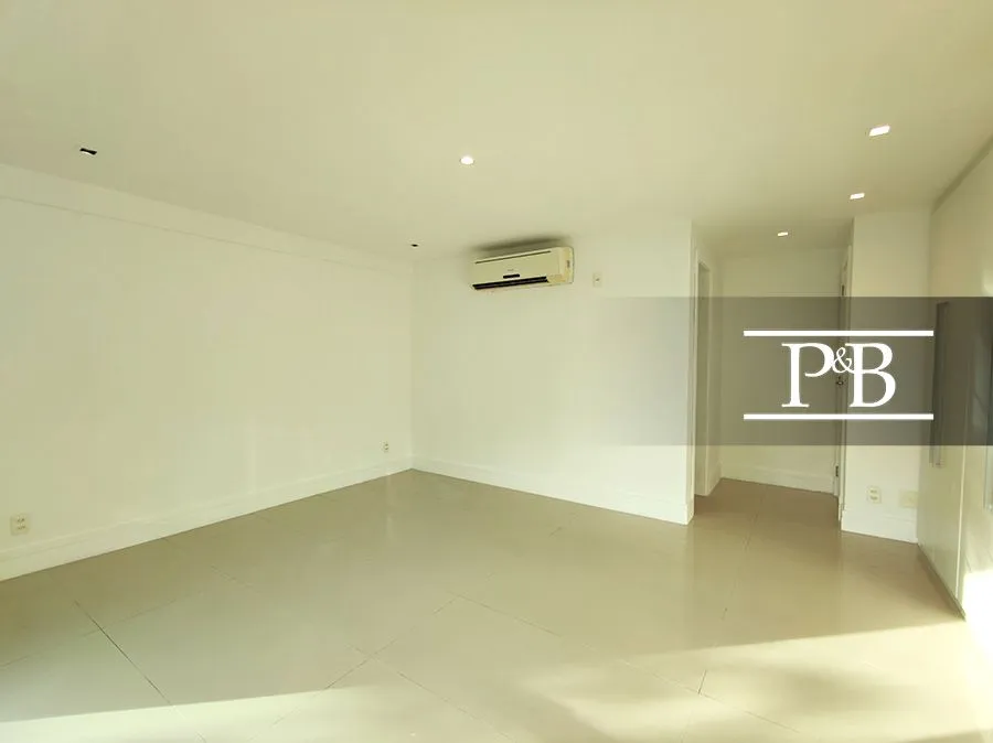 4-bedroom apartment, 289 m² — photo 17