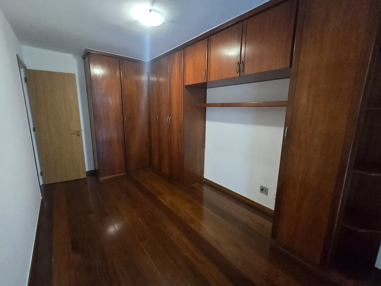 119 m² apartment with a suite and 2 parking spaces — photo 3